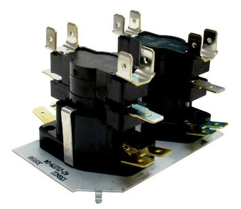 Rheem 42-21279-04 - Sequencing Relay - 4-Pole, 4PST - NO, Heater 24 VAC/.28A-.36A steady state/1.4A maximum