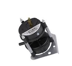 Lennox 69W55 - 2-Stage Pressure Switch, Set Point High 0.55" W.C.; Set Point Low 0.20" W.C.