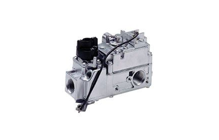 Lennox 17H06 – Robertshaw 710-502 Millivolt Low Capacity Gas Valve, 1/2" x 1/2", OEM HVAC Furnace Replacement Part